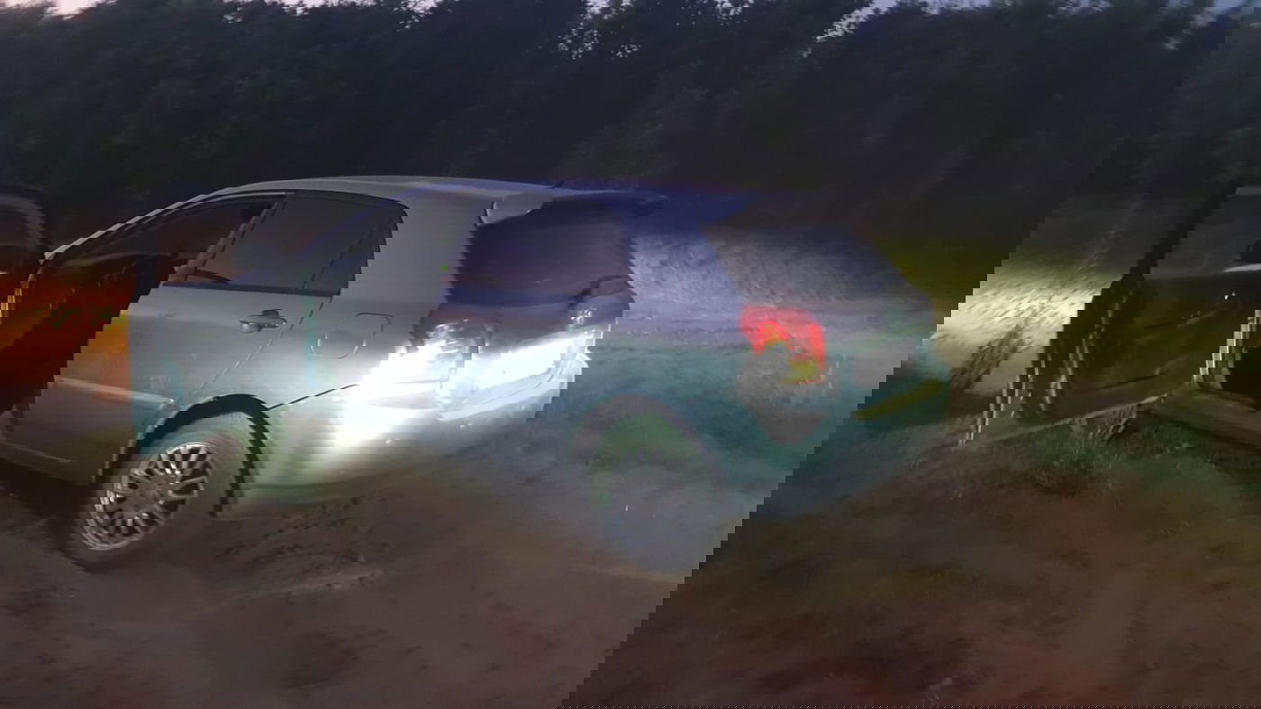 אימה בכפר חב"ד: חשוד נעצר לאחר ירי; נתפסו כלי נשק