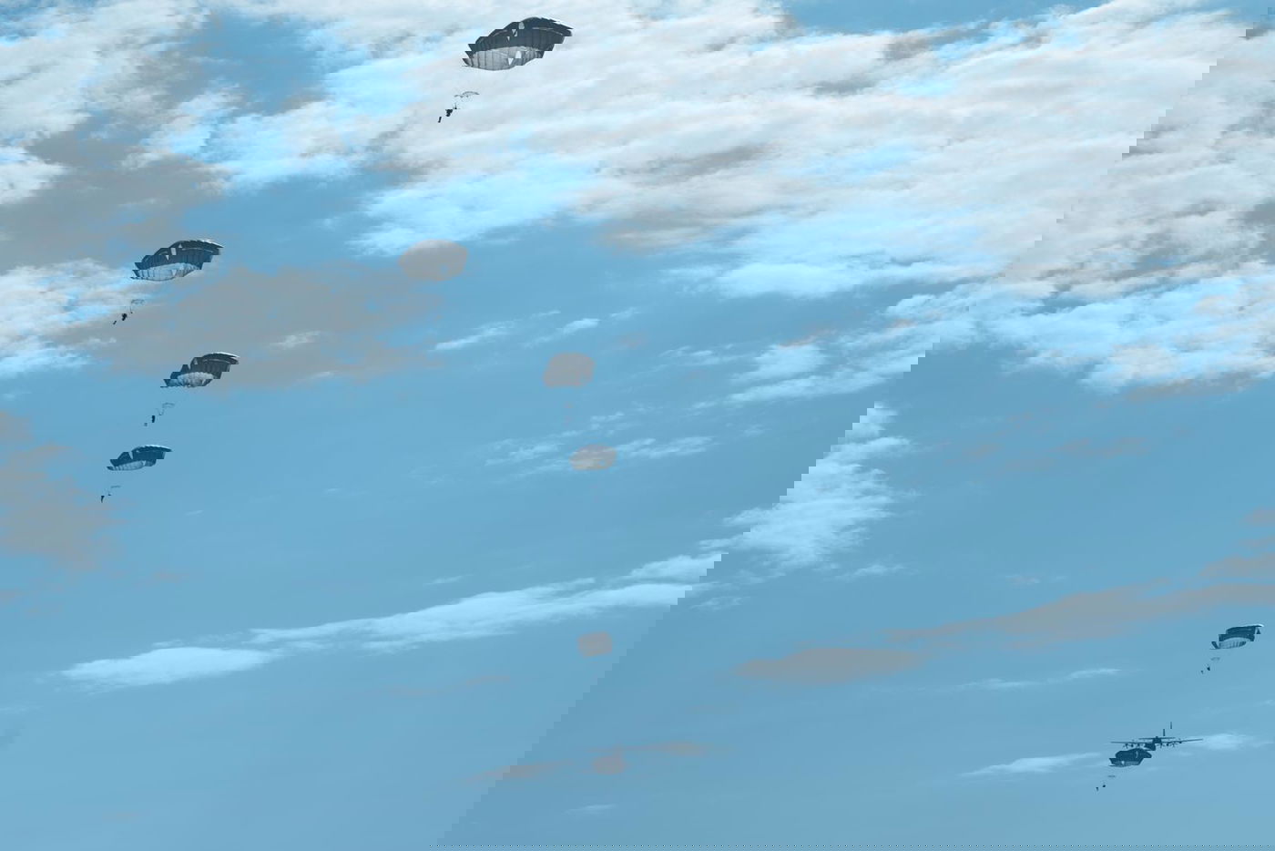 צנחנים בסלובניה לזכר צנחני היישוב העברי