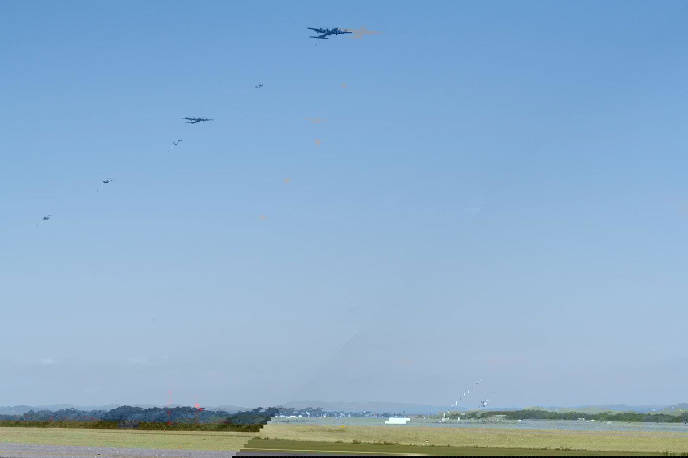 צנחנים בסלובניה לזכר צנחני היישוב העברי