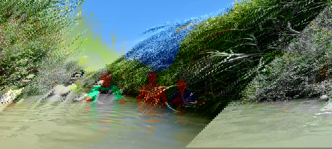 טיול לבין הזמנים: בואו לרחוץ ב'נחל תנינים'