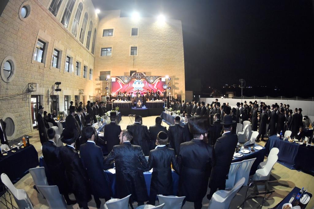 ב'עמלים בתורה' סיימו את הש"ס וציינו עשור להקמת הכולל