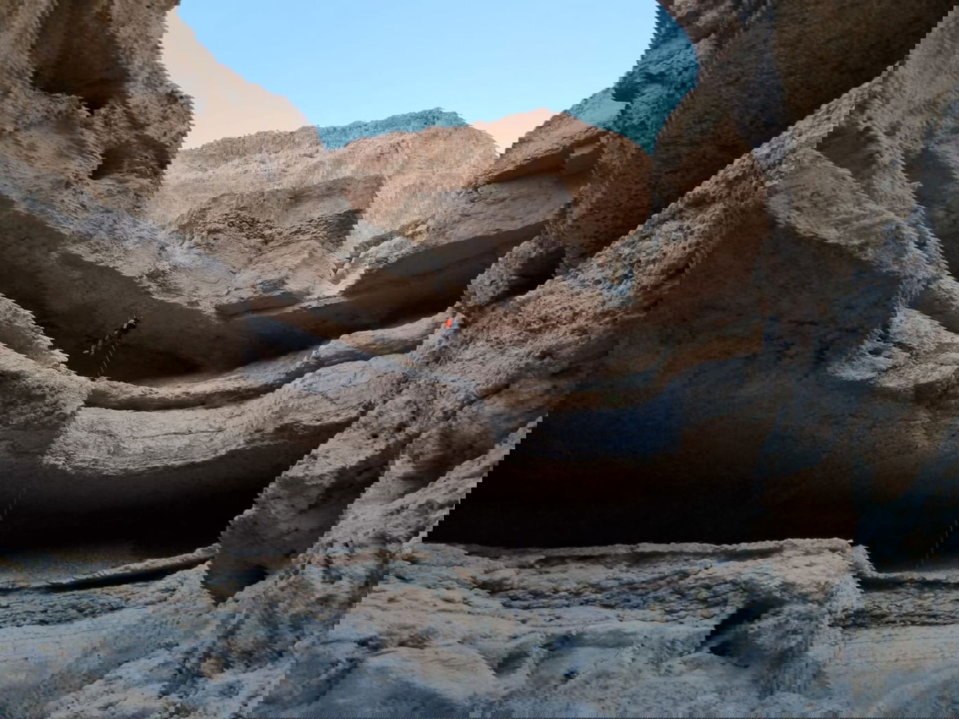 שלושה מטיילים חולצו בשלום מנחל חצצון