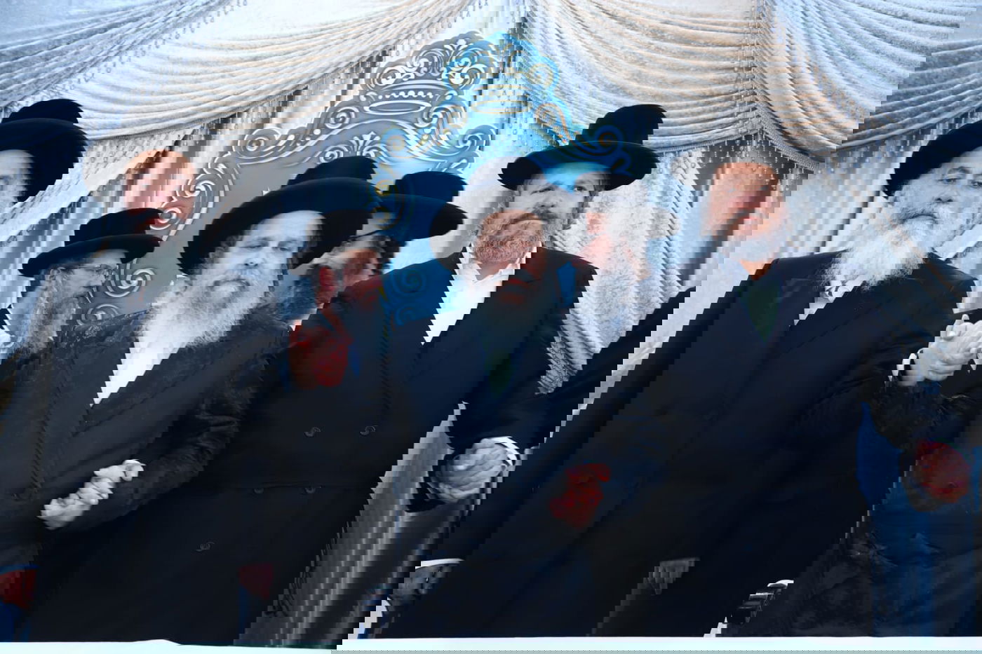 קבעו מזוזות: בנדבורנה ביתר חנכו תלמוד תורה חדש