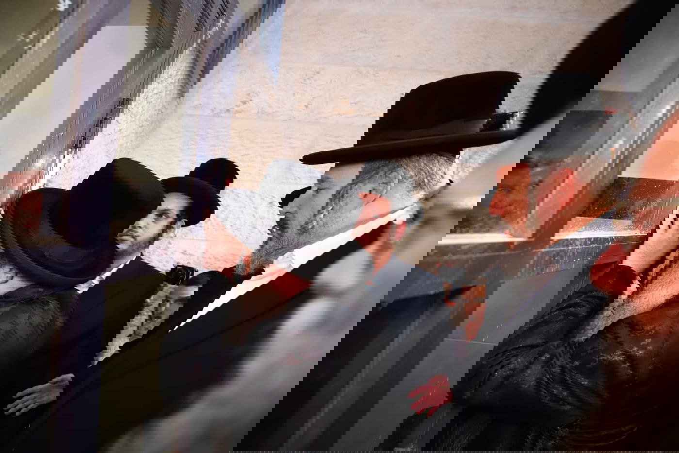 קבעו מזוזות: בנדבורנה ביתר חנכו תלמוד תורה חדש