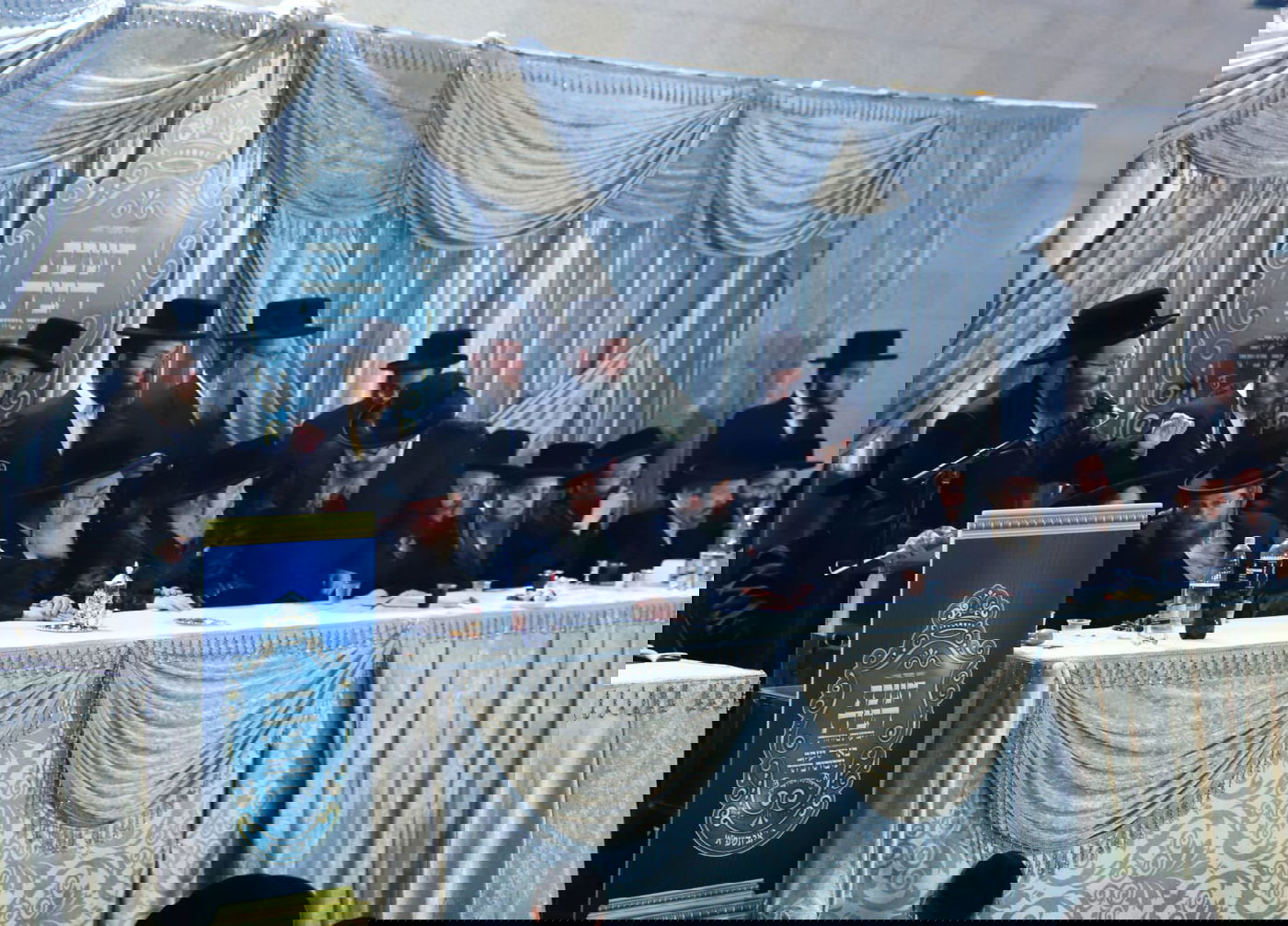 קבעו מזוזות: בנדבורנה ביתר חנכו תלמוד תורה חדש