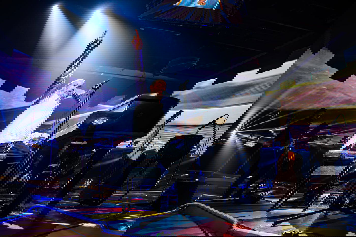 אוהד ואלפי בחורי ישיבות שרים 'בר אלעאי'