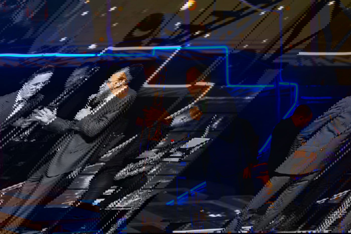 אוהד ואלפי בחורי ישיבות שרים 'בר אלעאי'