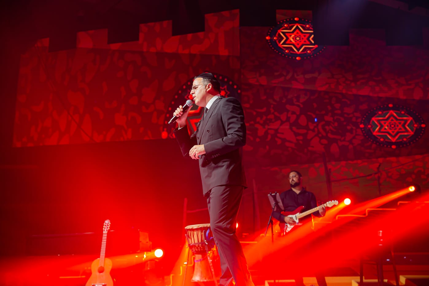 אוהד ואלפי בחורי ישיבות שרים 'בר אלעאי'