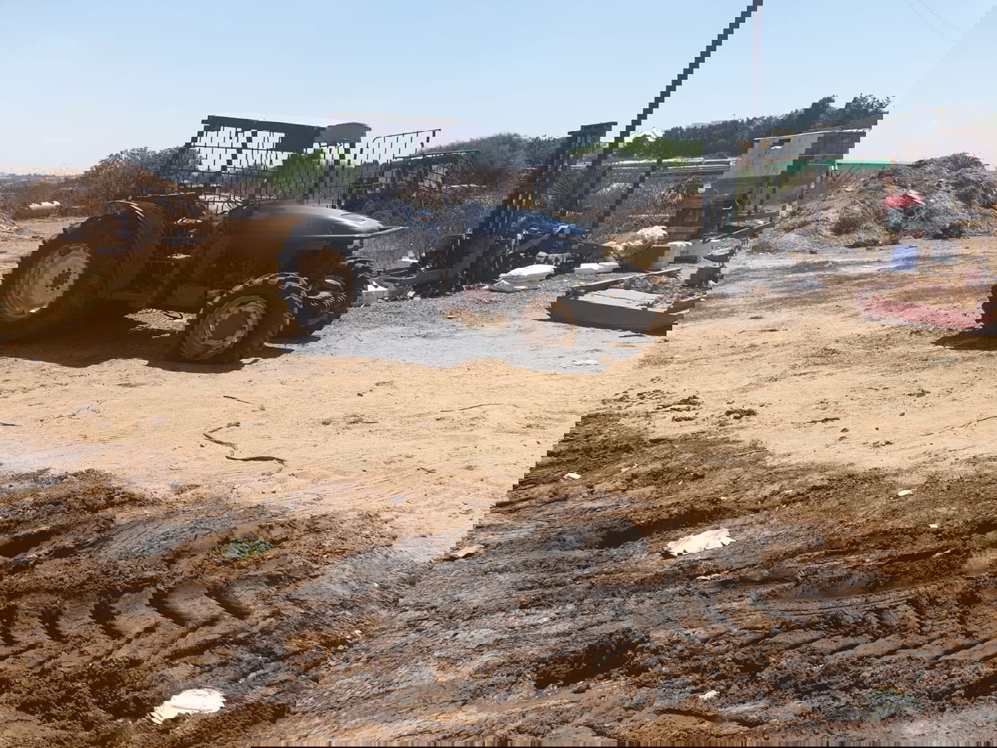 כתב אישום: שני בדואים גנבו רכב וטרקטור