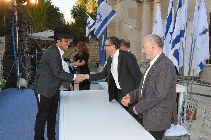 חרדים מקבלים תארים באוניברסיטה