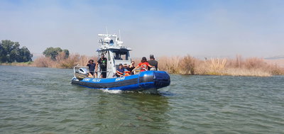 עשרות חולצו מחוף בכנרת בשל שריפת ענק