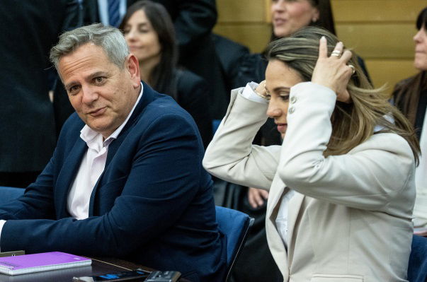 שרת החינוך ביטון ושר הבריאות הורביץ, בכנסת