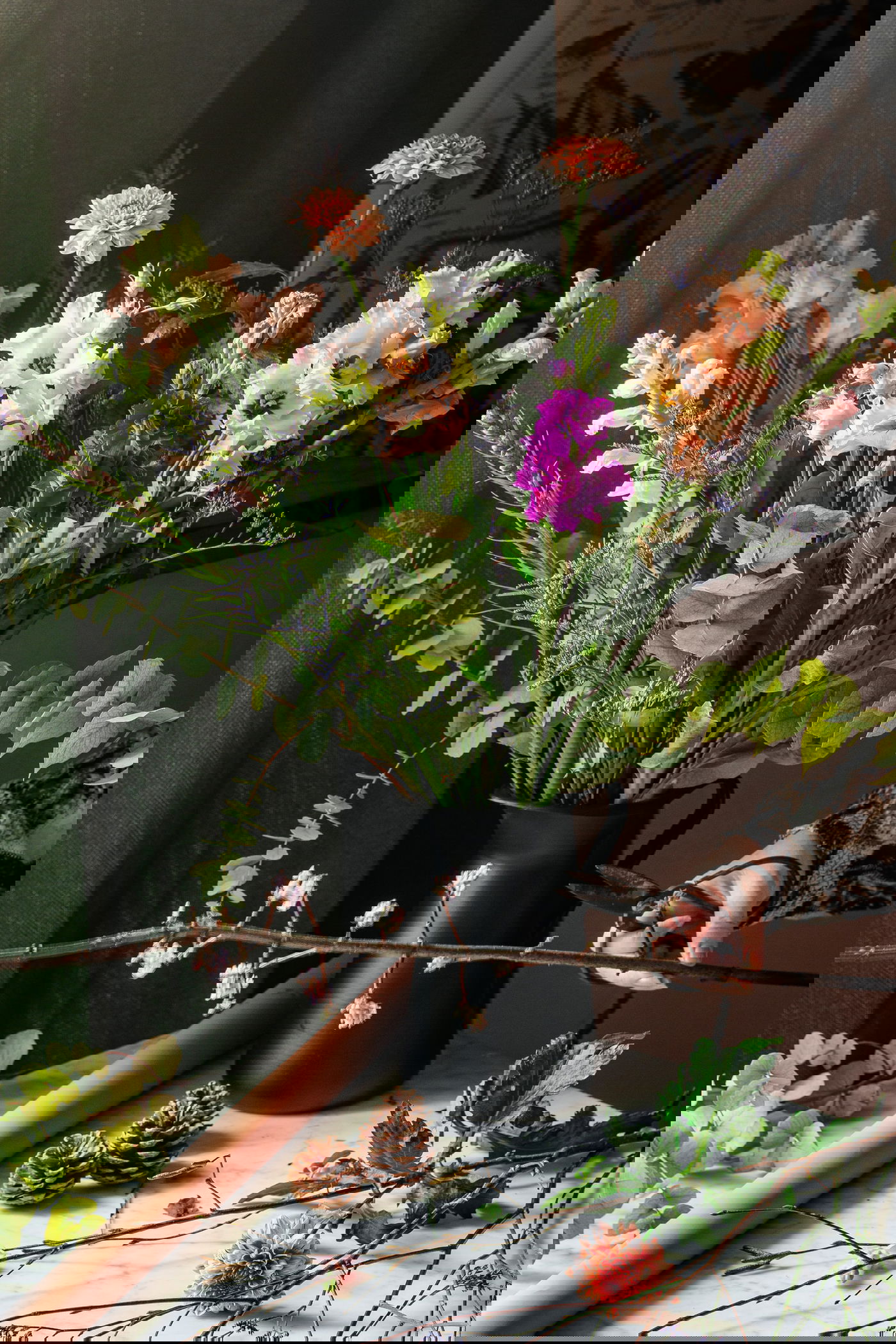 7 דרכים לשמור על זר הפרחים רענן וטרי לאורך זמן