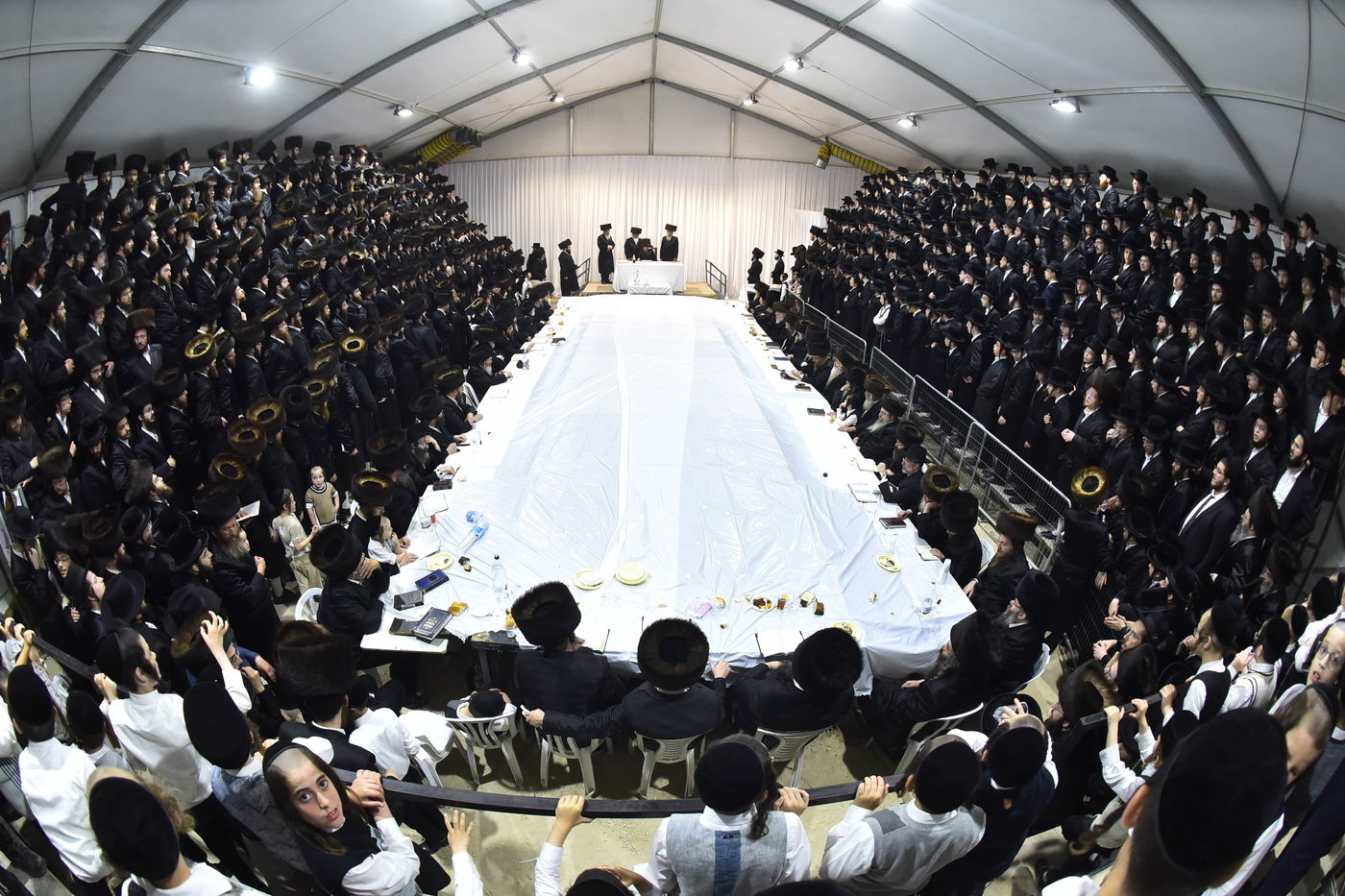 כך ציינו בסאדיגורה שנה לפטירת הרבי