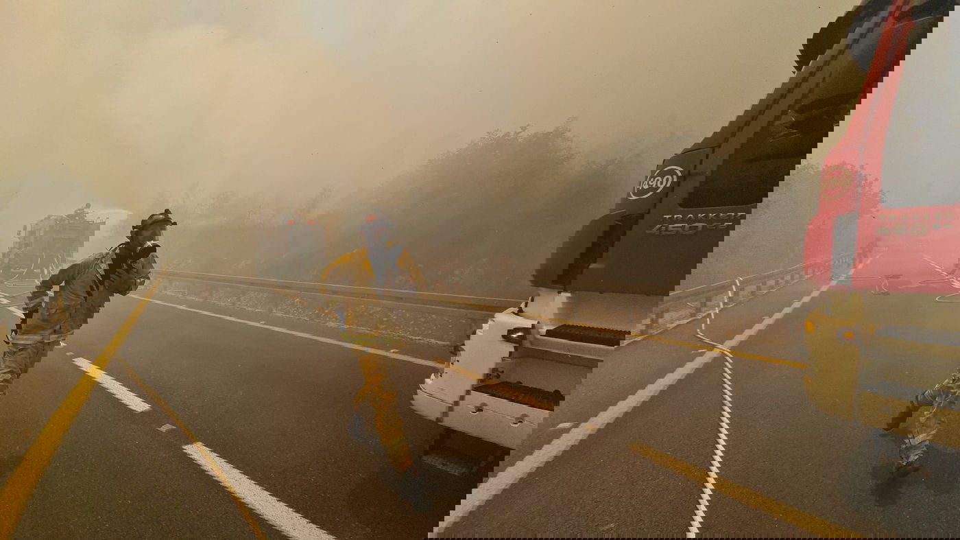 השריפה בשורש: בתים פונו, כביש 1 נפתח לתנועה