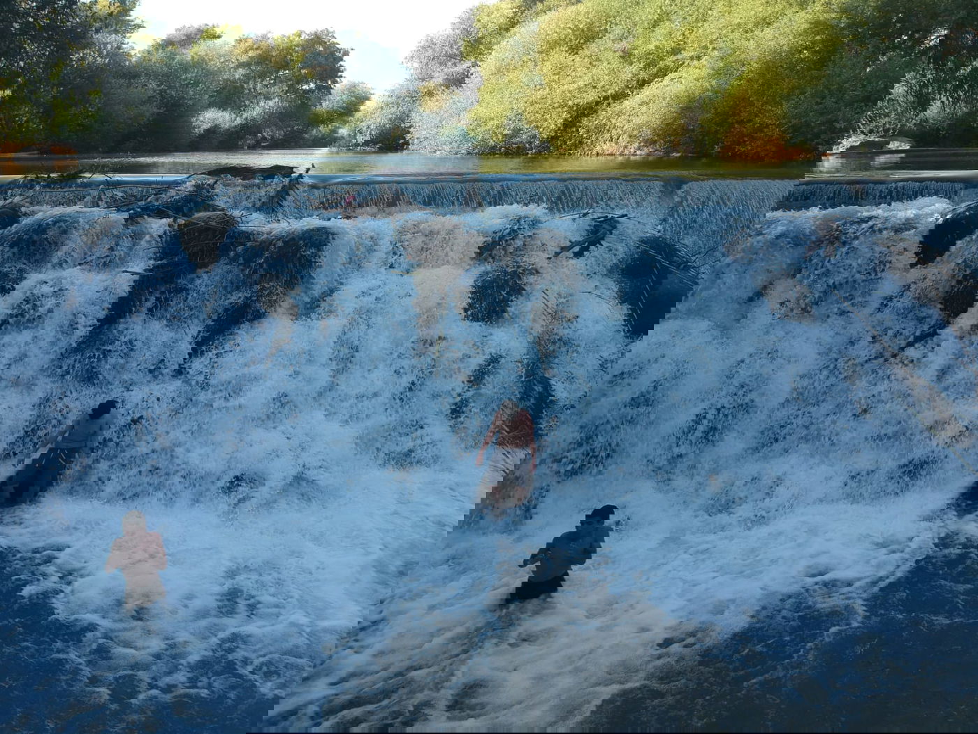 פינת חמד מטריפה: מפל ברוחב 10 מטר - בירדן