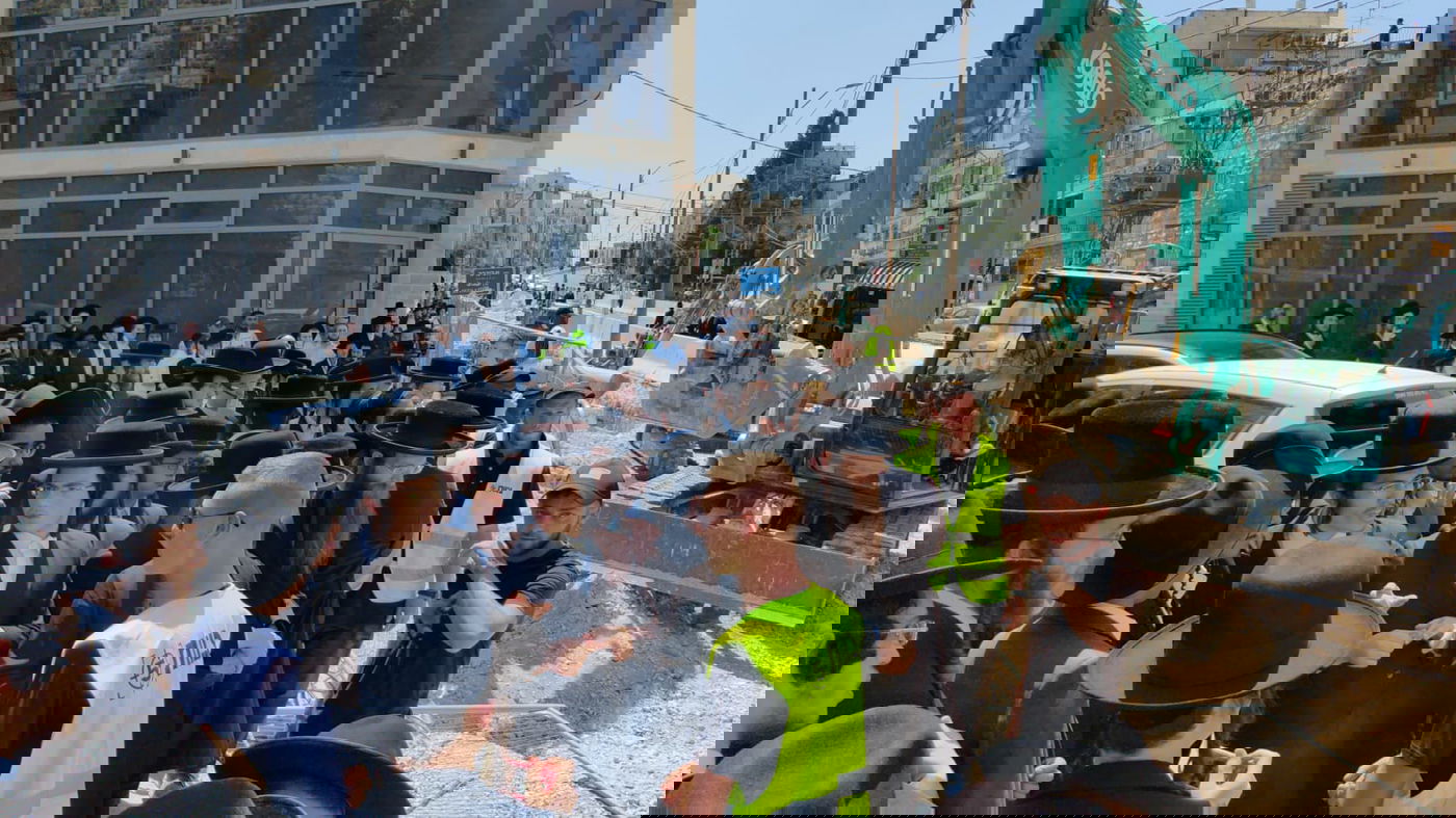 ההפגנות נגד עבודות הרכבת יתוגברו; מפגין הוכה בברוטאליות