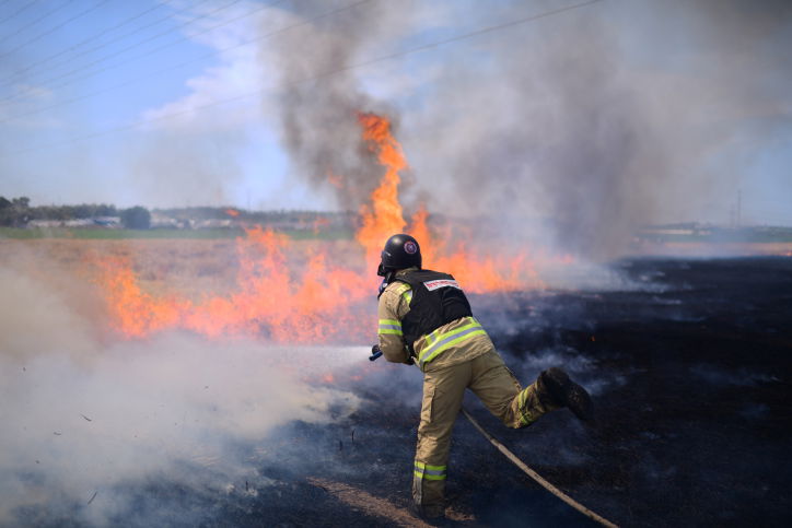 כבאי בן 36 התמוטט ומת במהלך עבודתו