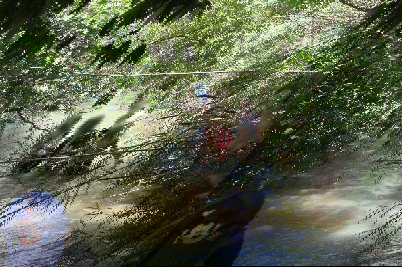 בעיצומו של המסלול הרטוב