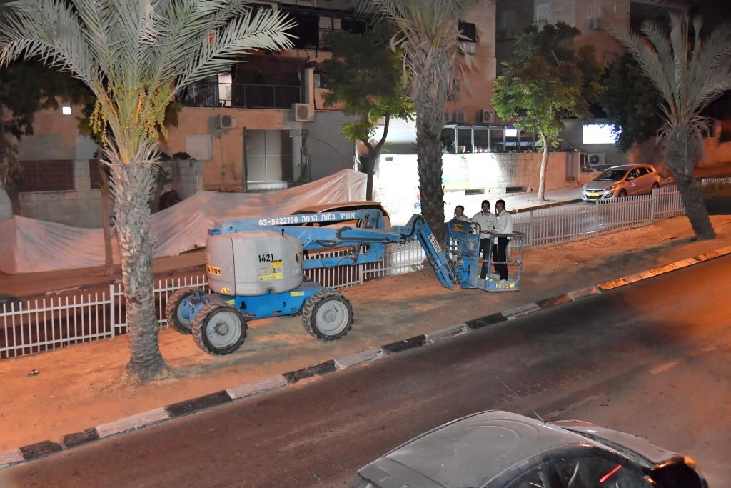 ההכנות בויז'ניץ לקראת השבת ההיסטורית באלעד