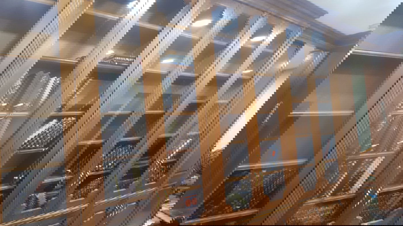 ספרי הקודש של הרבי זצ"ל וחפציו האישיים והנדירים, נבזזו