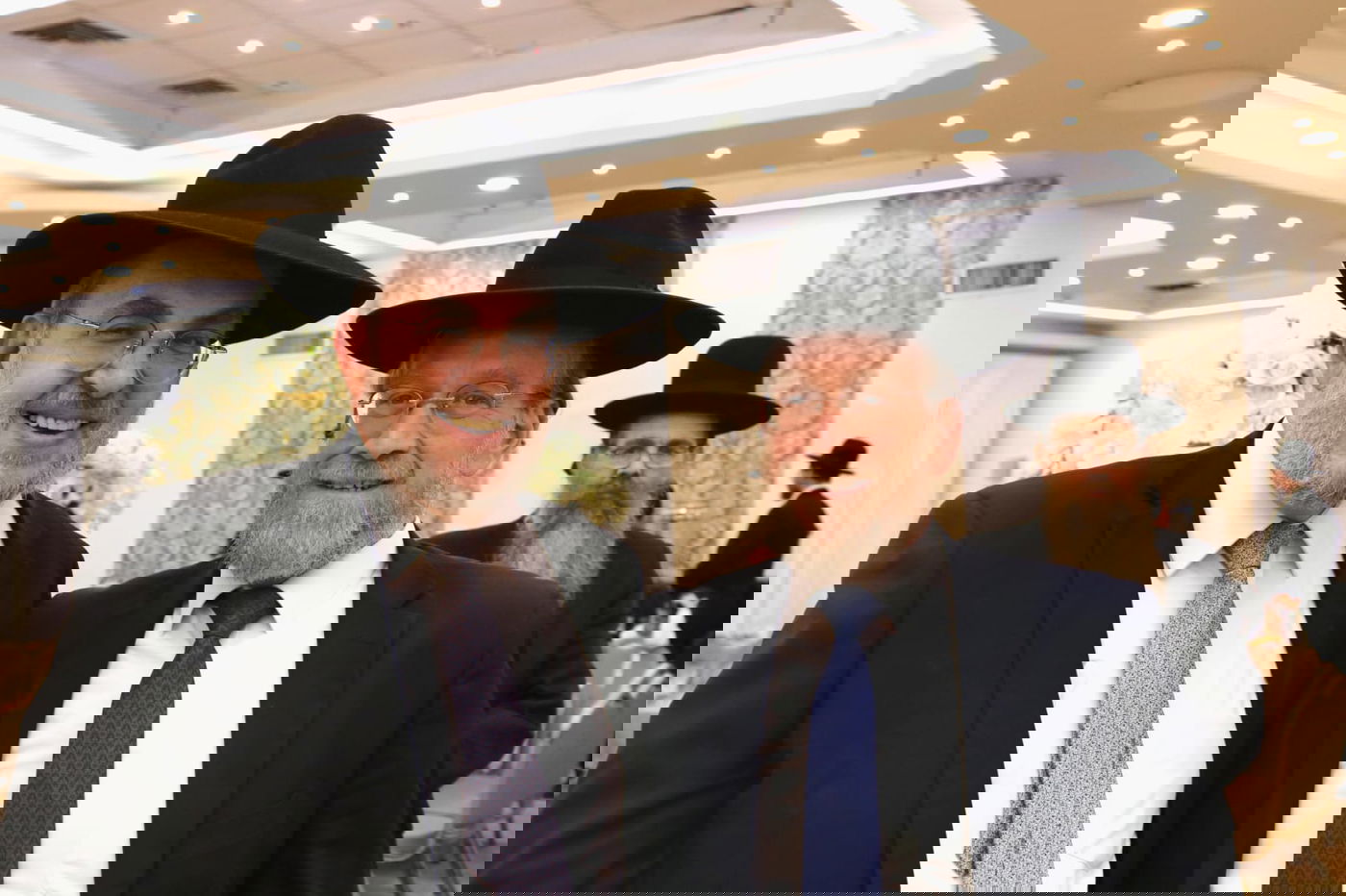 כל המי-ומי בחתונת בתו של ח"כ יעקב אשר