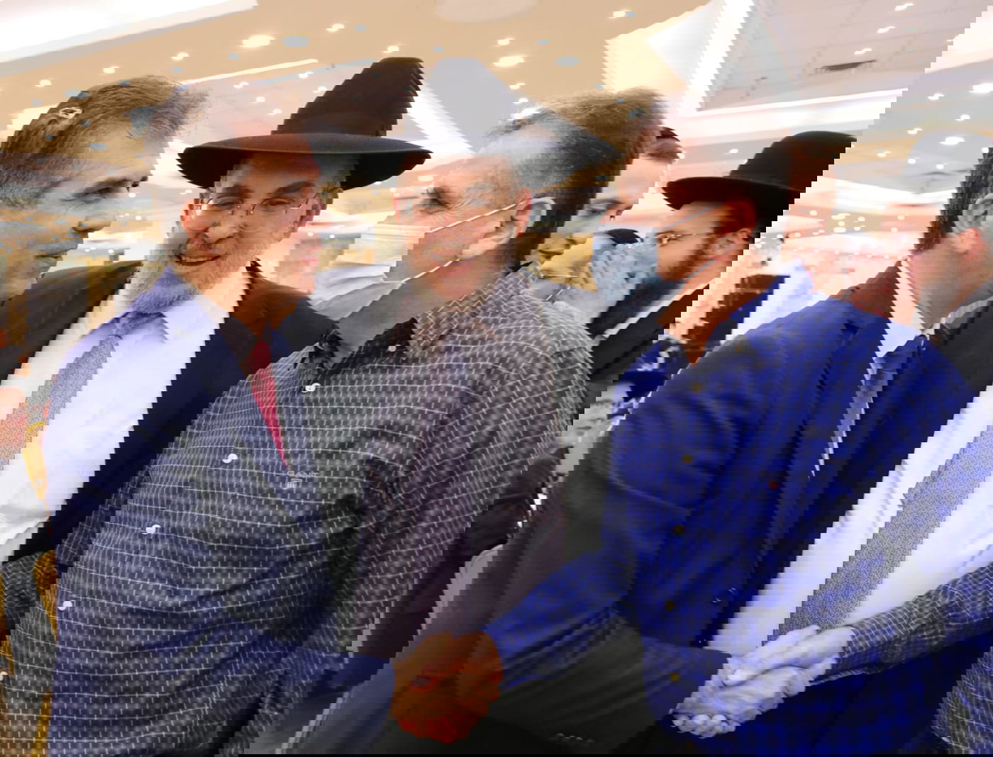 כל המי-ומי בחתונת בתו של ח"כ יעקב אשר