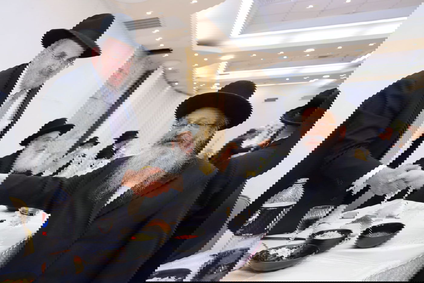 כל המי-ומי בחתונת בתו של ח"כ יעקב אשר