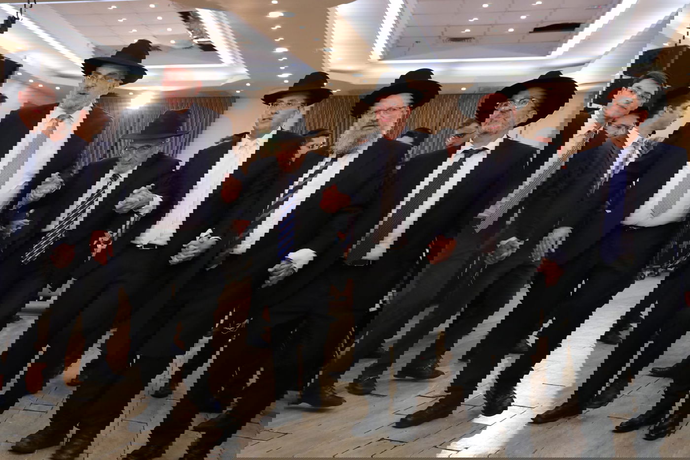 כל המי-ומי בחתונת בתו של ח"כ יעקב אשר