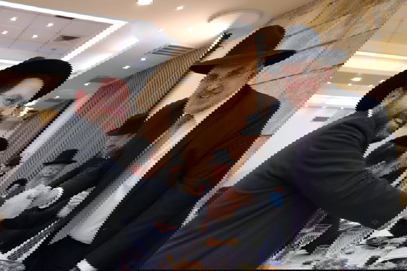 כל המי-ומי בחתונת בתו של ח"כ יעקב אשר