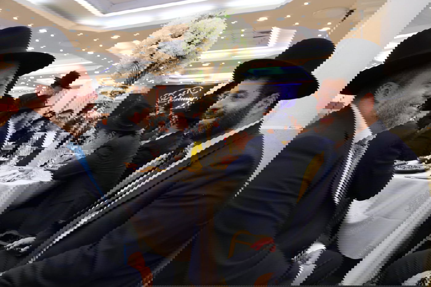 כל המי-ומי בחתונת בתו של ח"כ יעקב אשר