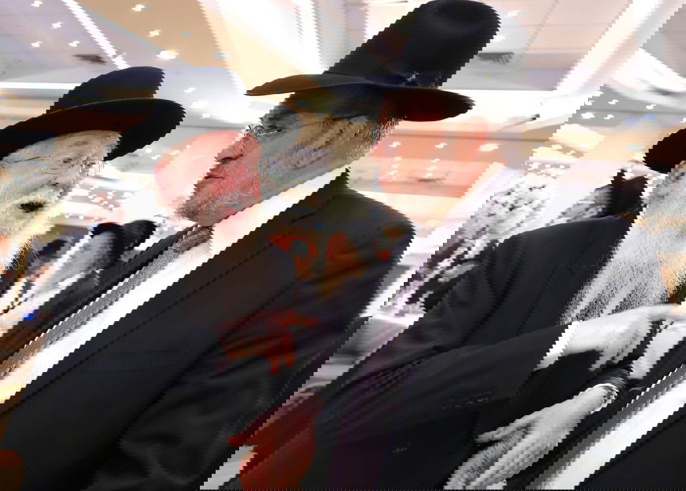 כל המי-ומי בחתונת בתו של ח"כ יעקב אשר