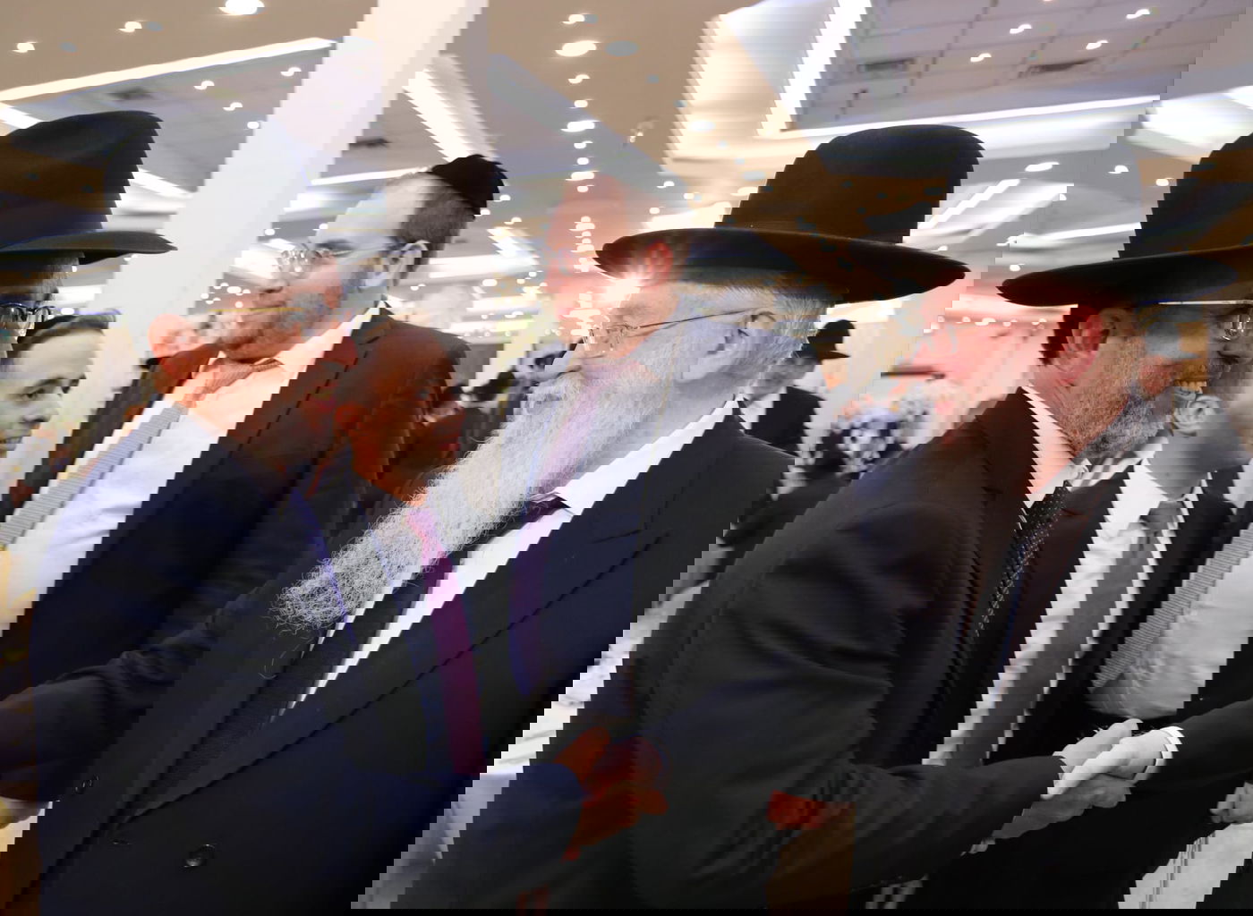 כל המי-ומי בחתונת בתו של ח"כ יעקב אשר