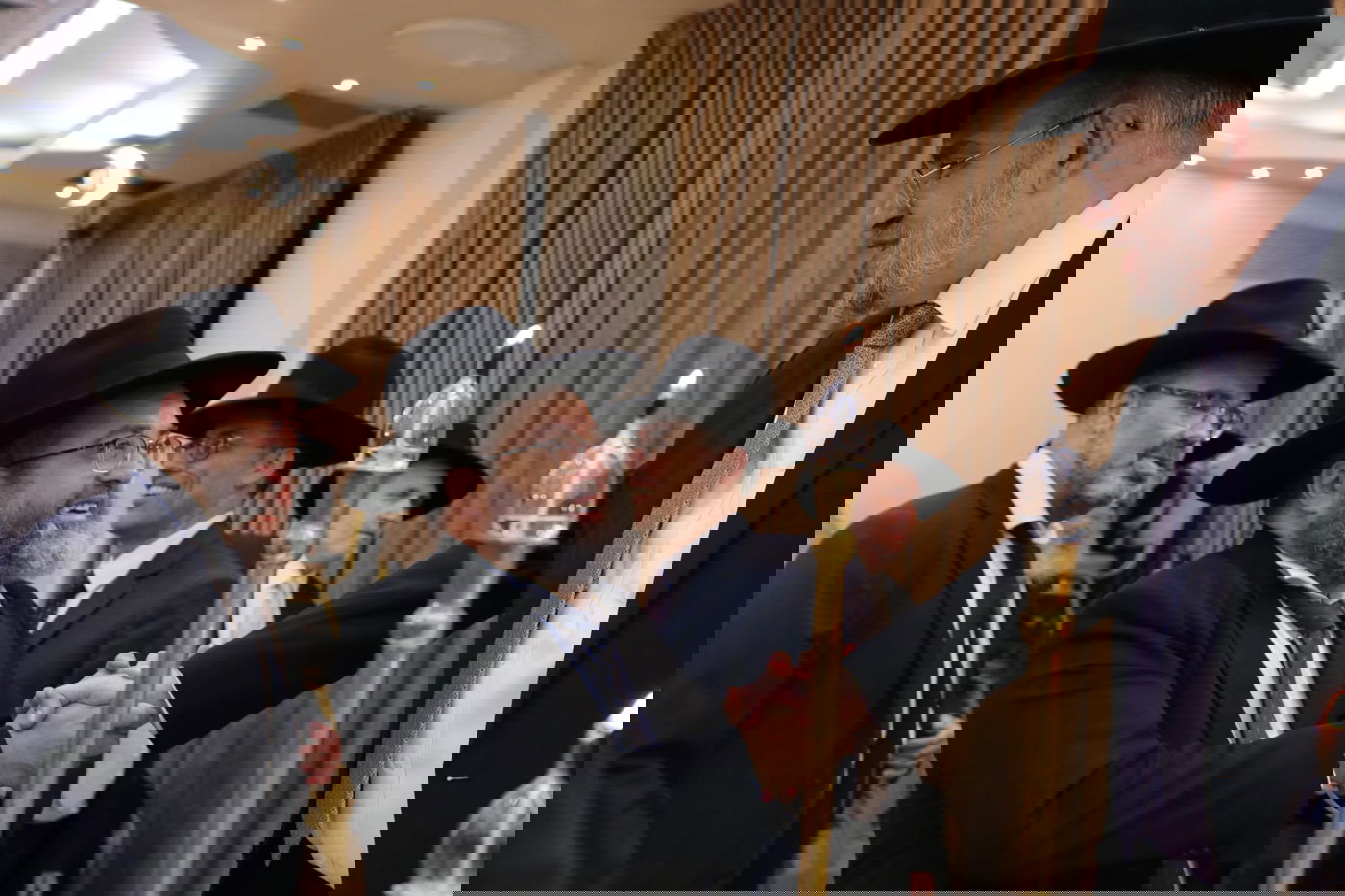 כל המי-ומי בחתונת בתו של ח"כ יעקב אשר