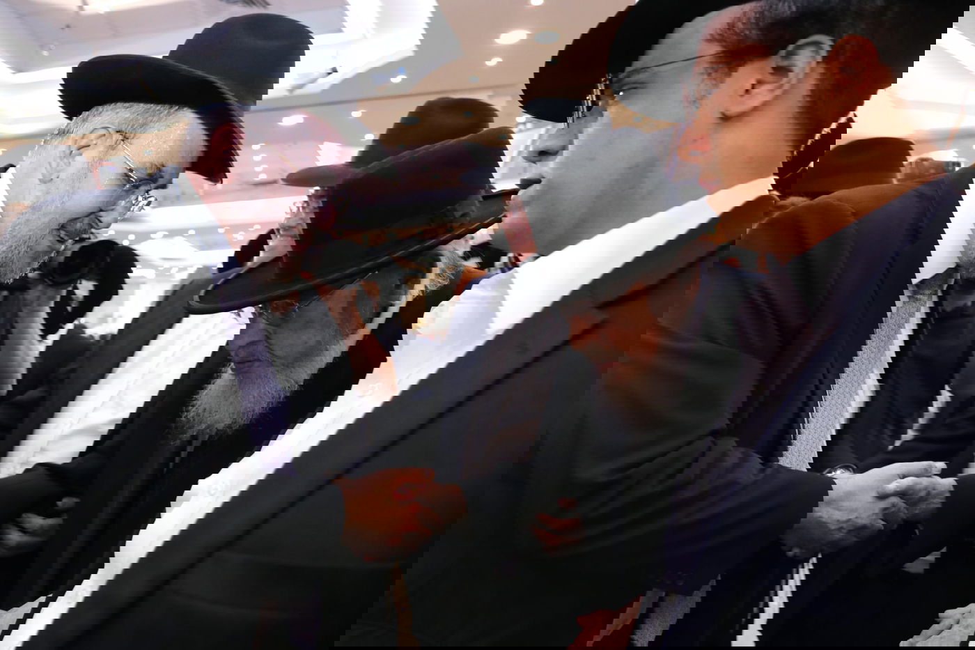 כל המי-ומי בחתונת בתו של ח"כ יעקב אשר