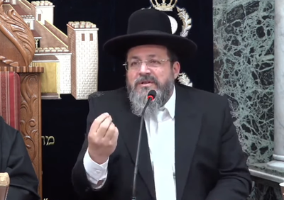 רבה של בת ים: בורים שלא מבינים בכשרות שולחים חיצים