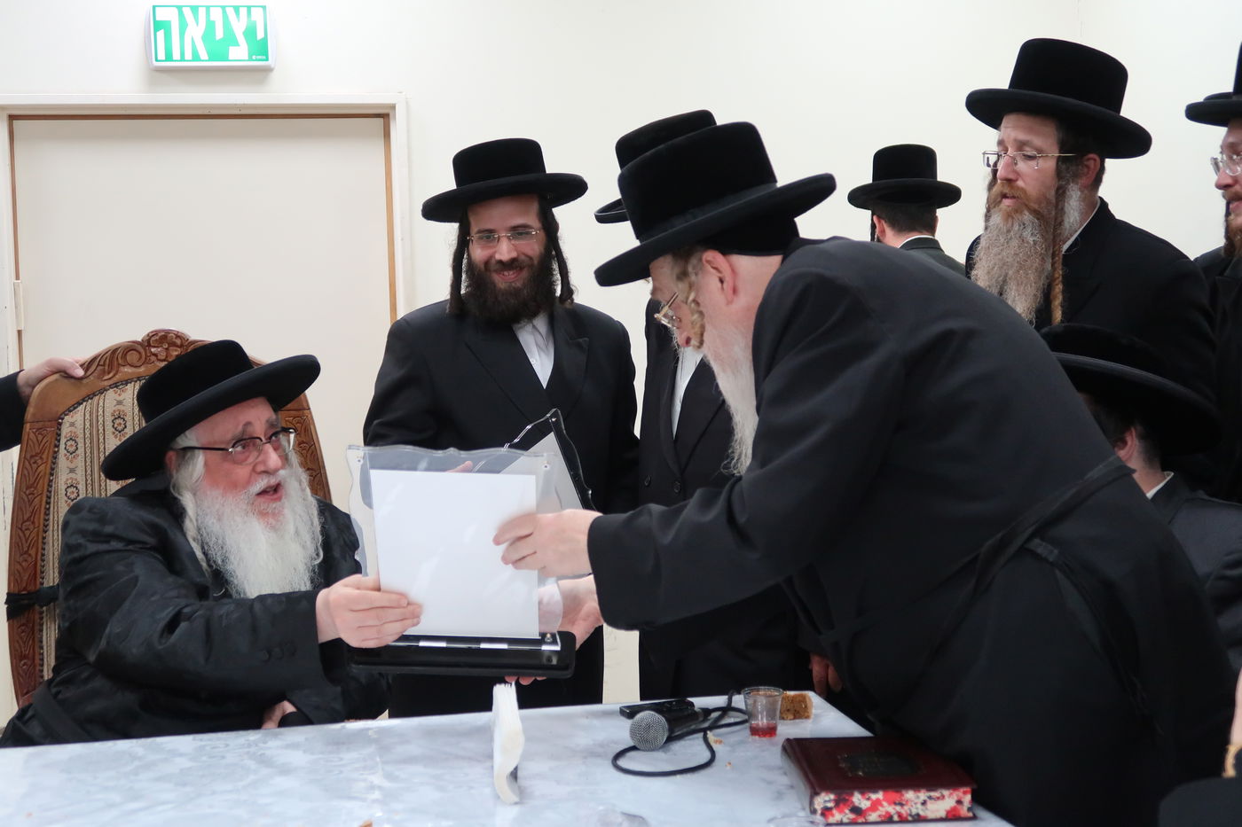 בצאנז הניחו אבן פינה למרכז חדש בבית שמש