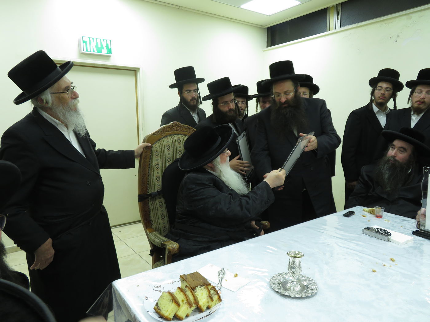 בצאנז הניחו אבן פינה למרכז חדש בבית שמש