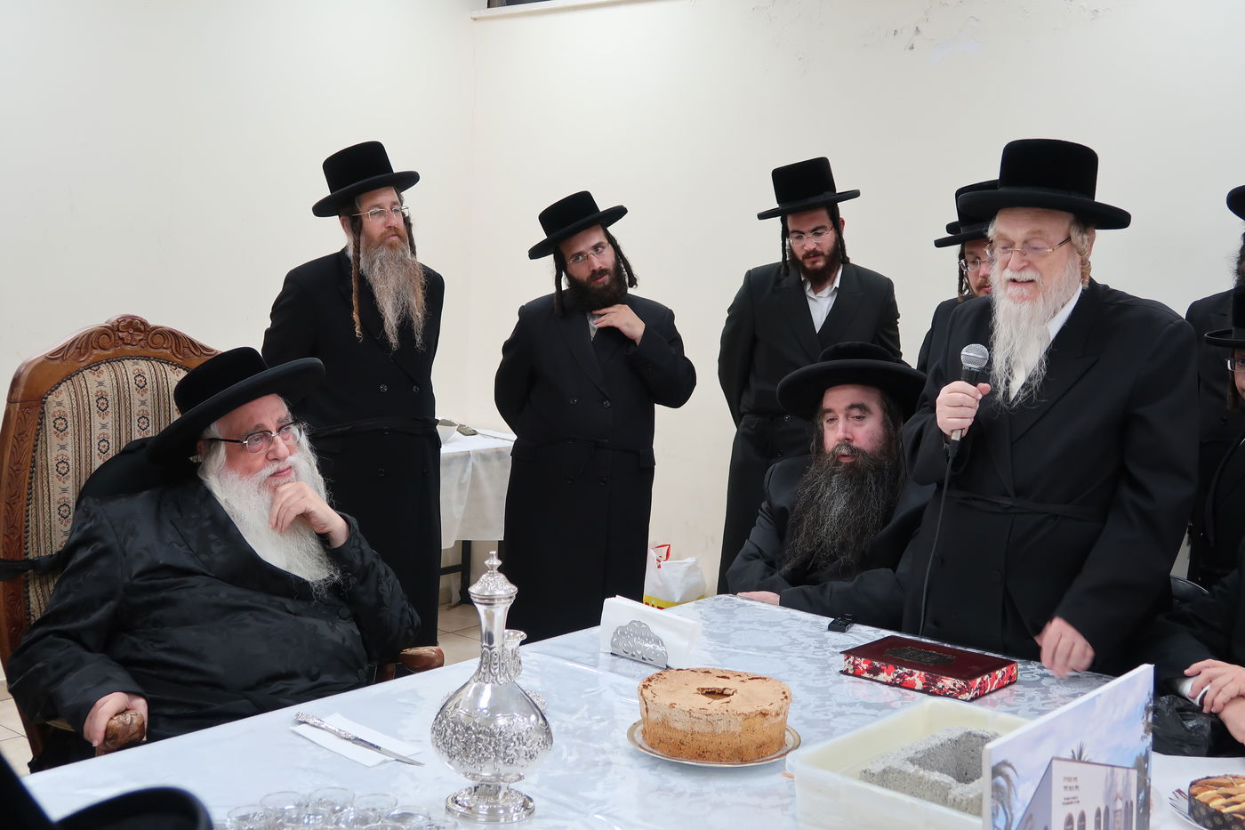 בצאנז הניחו אבן פינה למרכז חדש בבית שמש