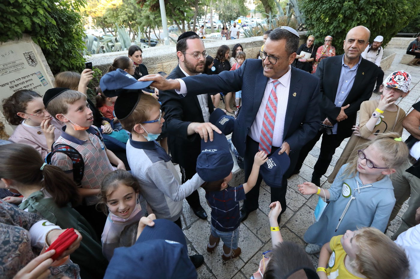 אלפי ירושלמים  השתתפו באטרקציית 'בשבילי ירושלים'