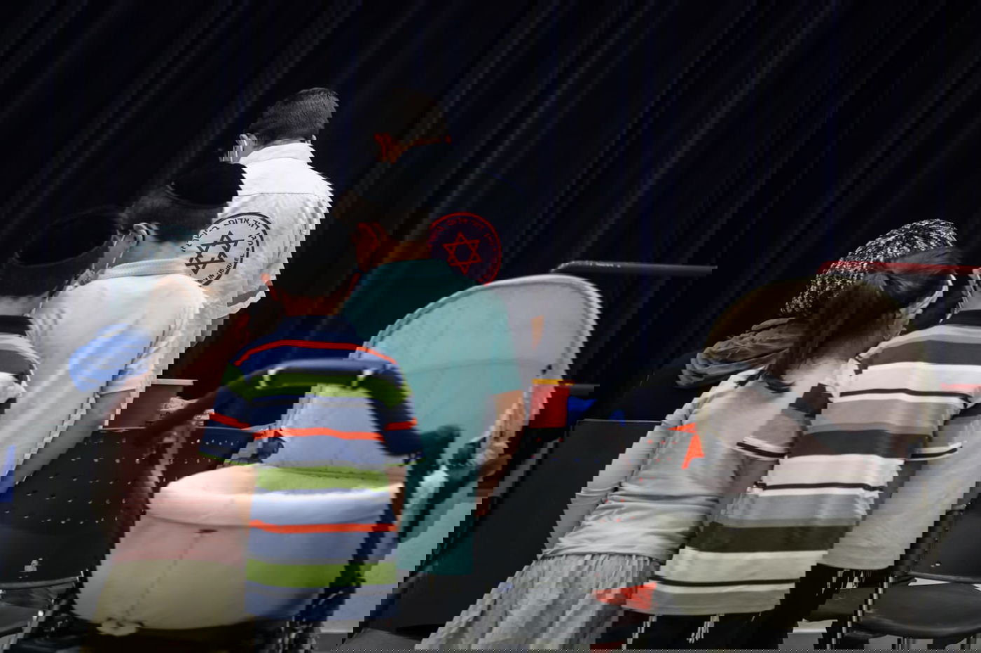 כך עורכים בדיקות סרולוגיות לילדים החרדים ברמות