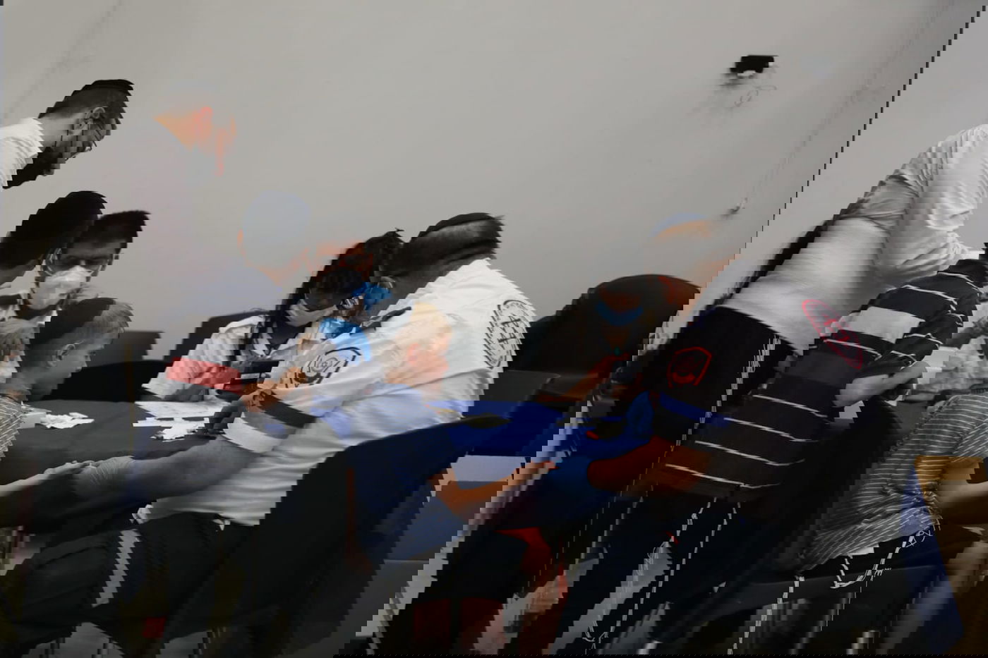 כך עורכים בדיקות סרולוגיות לילדים החרדים ברמות