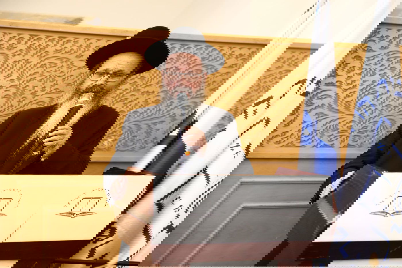 הרבנים מאיימים: לא נכיר בגיורים וכשרות שלא דרך הרה"ר