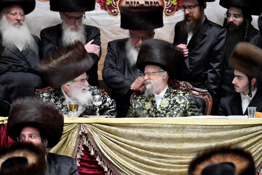 שמחת האירוסין לנכד האדמו"רים מויז'ניץ וסערט ויז'ניץ