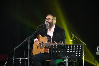 איתי עמרן בסינגל חדש: "חלפה שנה"