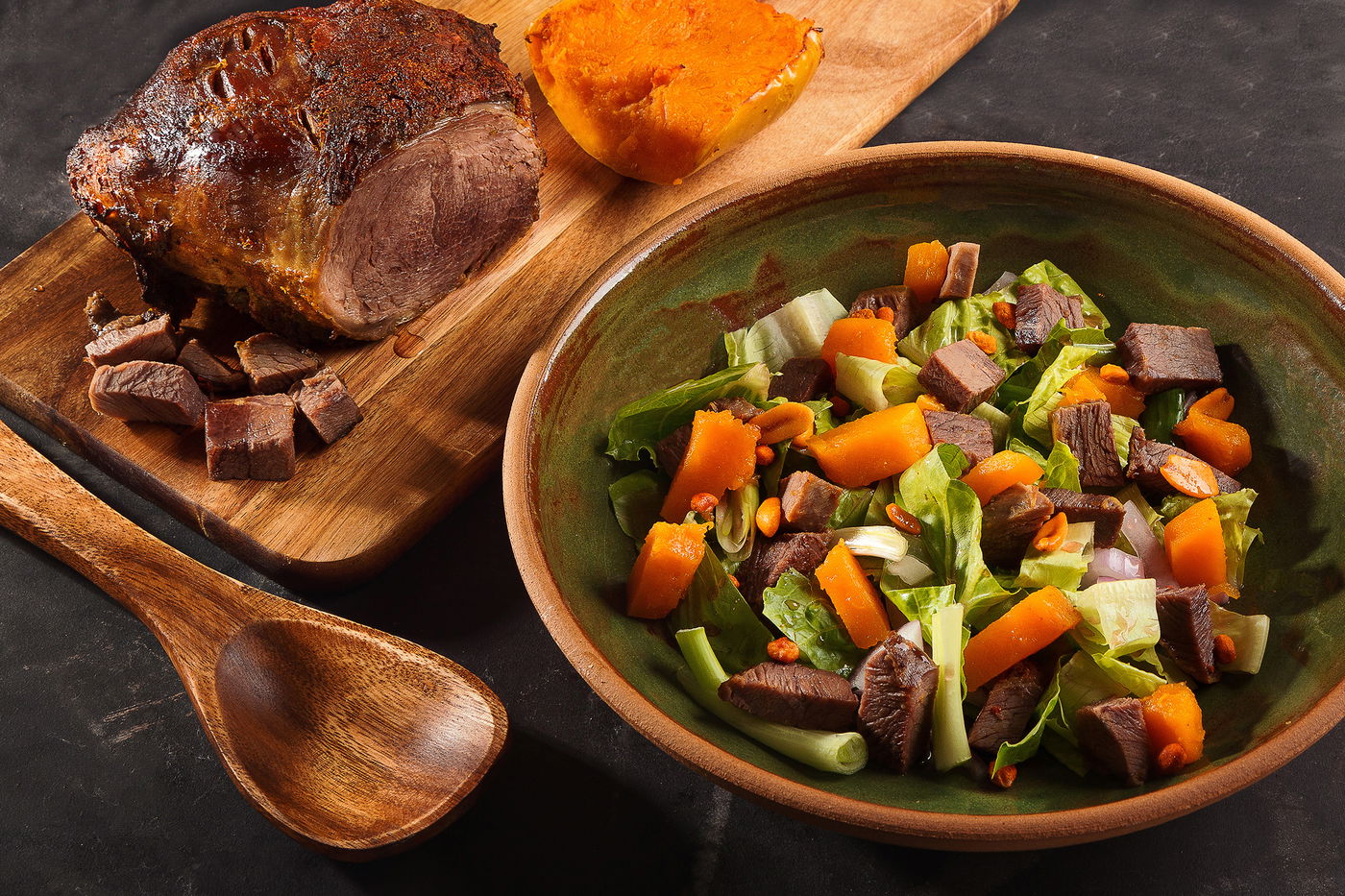 עולם רחב במיוחד של מטעמי בשר משובחים, עם מכנה משותף אחד -