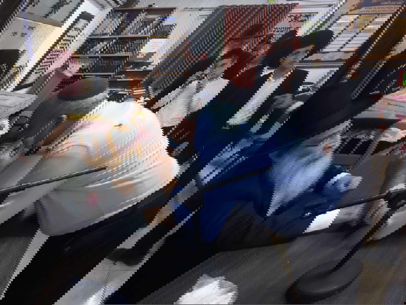 הגר"ש שטיינמן חיזק את קריית גת • תיעוד