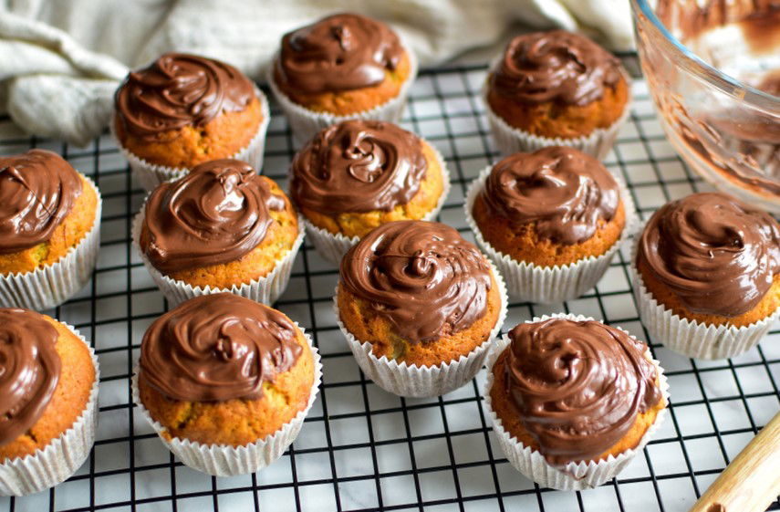 מאפינס בננה ושוקולד רכים, לחים ומתוקים