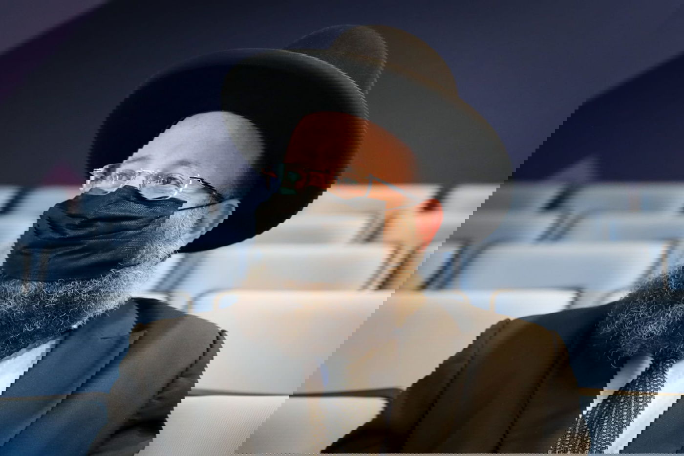 הרב רבינוביץ העיד בפני הוועדה; עומת עם שאלת הסמכות