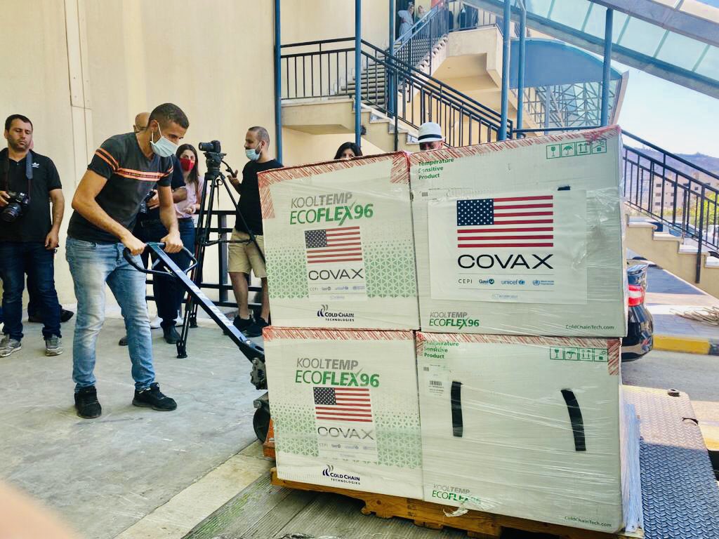 חצי מיליון חיסוני 'מודרנה' נתרמו לפלסטינים